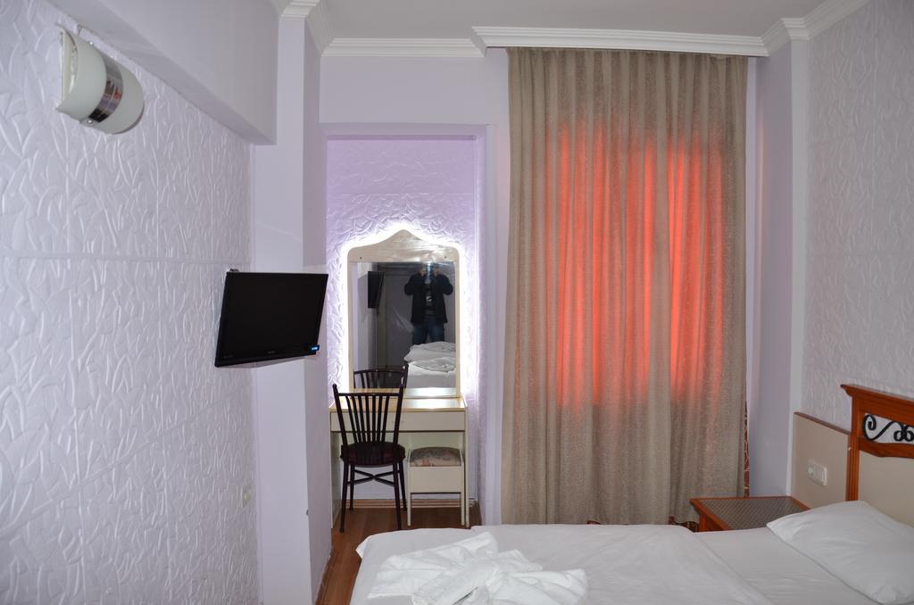 Ozturk Hotel Antalya Zimmer foto